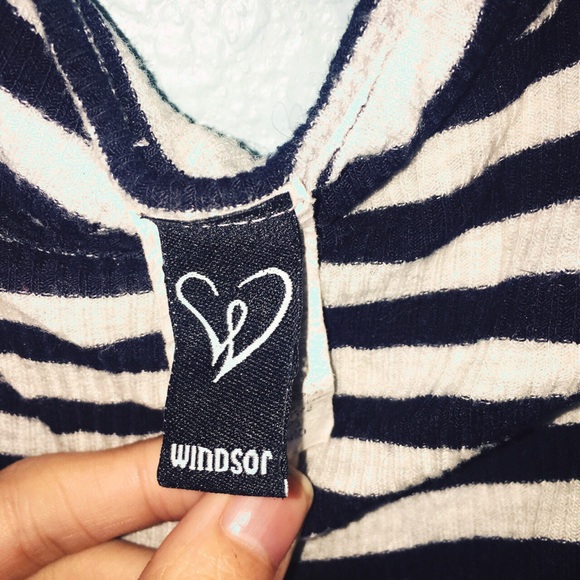 Windsor Split Dress - Picture 3 of 4